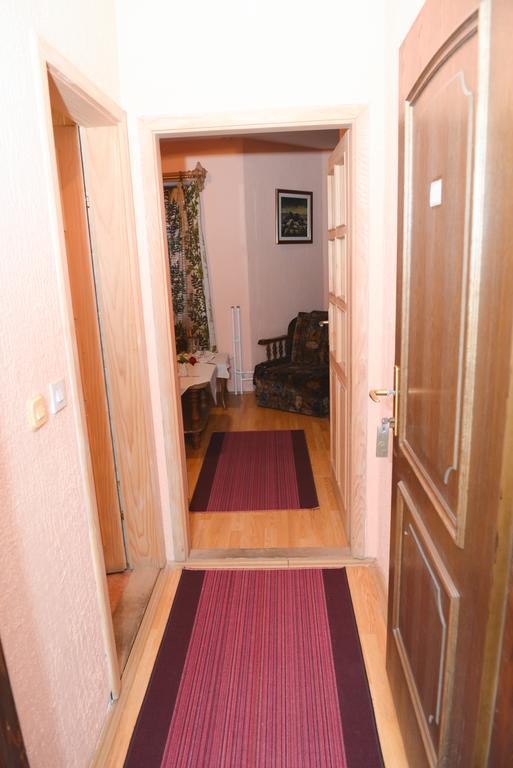 Beli Dvor Hotel Сомбор Стая снимка